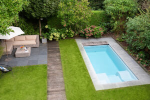 Plaisir maxi, format miniDécouvrez la piscine Stark de LPW Pools