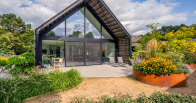Pour le paysagiste Jeamie Hendrickx, les jardins monotones avec des plantations prévisibles sont impossibles. « Chaque jardin raconte une histoire. C'est un lieu où se rejoignent tranquillité, beauté et fonctionnalité. Aucun projet ne se ressemble, car chaque jardin est le fruit d'une vision, d'un sentiment, d'un rêve unique. »
